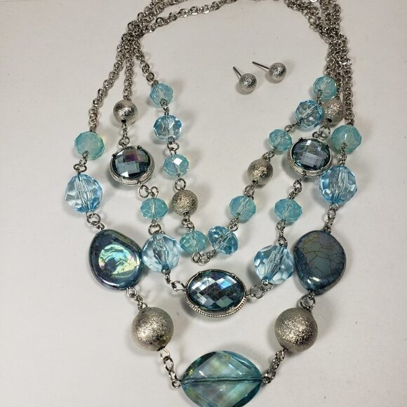 Silver-tone Multi layers Crystal and Beads Necklace With matching Stud Earrings - Picture 9 of 10